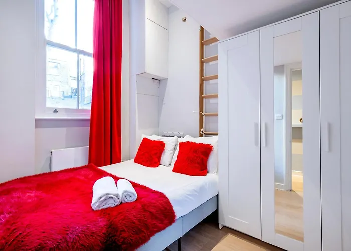 Chelsea Two Bedroom Apartment