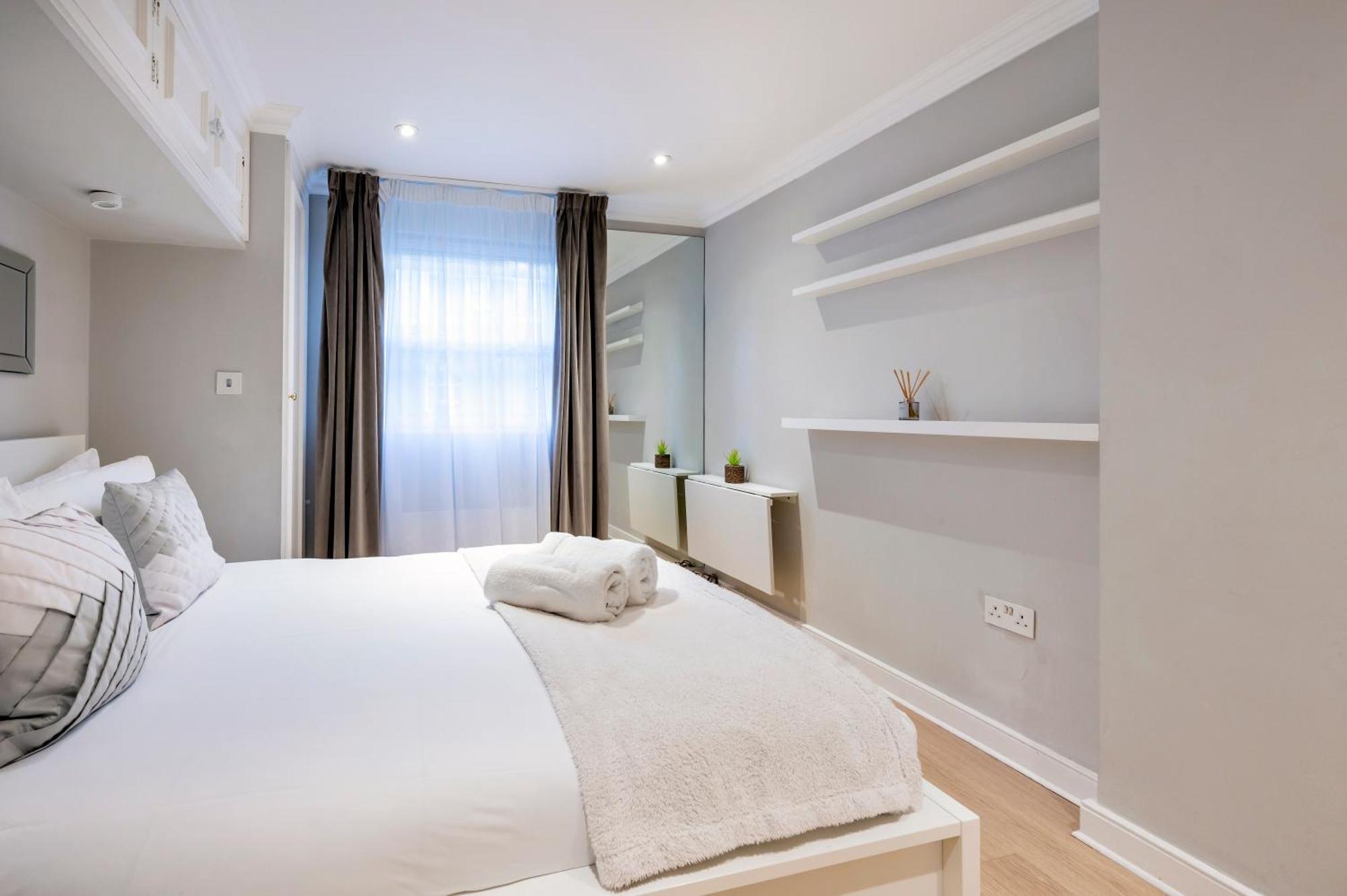 Appartamento Chelsea Two Bedroom *